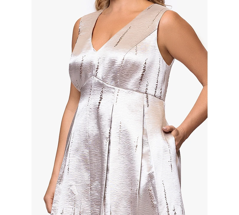 Betsy & Adam Plus Jacquard Print V-Neck Gown