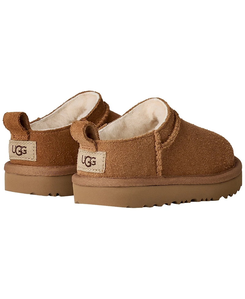 Ugg Women's T-Classic Round Toe Boots