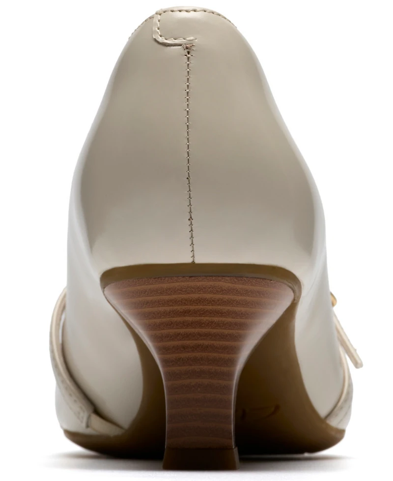 Clarks Women's Kepley Star Kitten Heel Dress Pumps