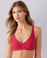 b.tempt'd by Wacoal Women's b.wow'd Wirefree Bralette 952287