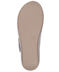 Gc Shoes Women's Skylar Floral Rosette Round Toe Wedge Sandals