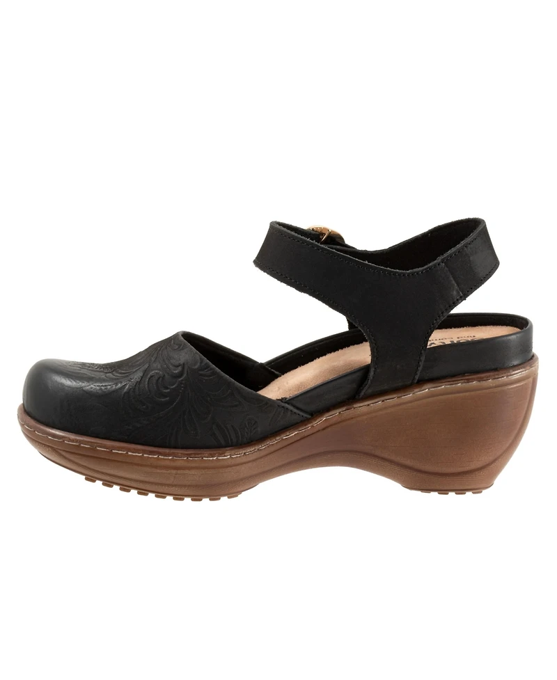 Softwalk Women's Mabelle Tooling Clog