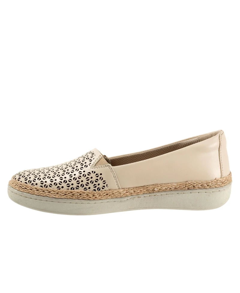Trotters Accent Perforated Leather Flats