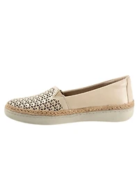 Trotters Accent Perforated Leather Flats