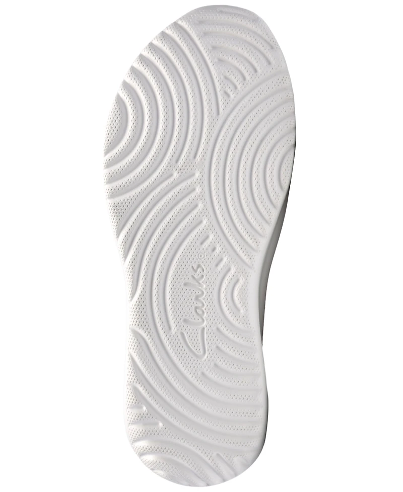Clarks Women's Cloudsteppers Solevana Jane Round Toe Flats
