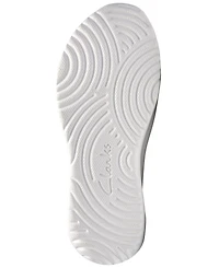 Clarks Women's Cloudsteppers Solevana Jane Round Toe Flats
