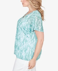 Hearts Of Palm Plus Printed Knit Burnout Short Sleeve V-Neck Top