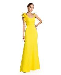 Mac Duggal Women's Crepe Sleeveless Scoop Neck Gown with Bow