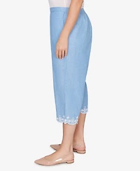 Alfred Dunner Plus Caribbean Blues Eyelet Embroidered Cuff Capri Pants