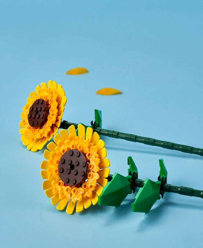 Lego Sunflowers Building Toy Set 40524, 191 Pieces