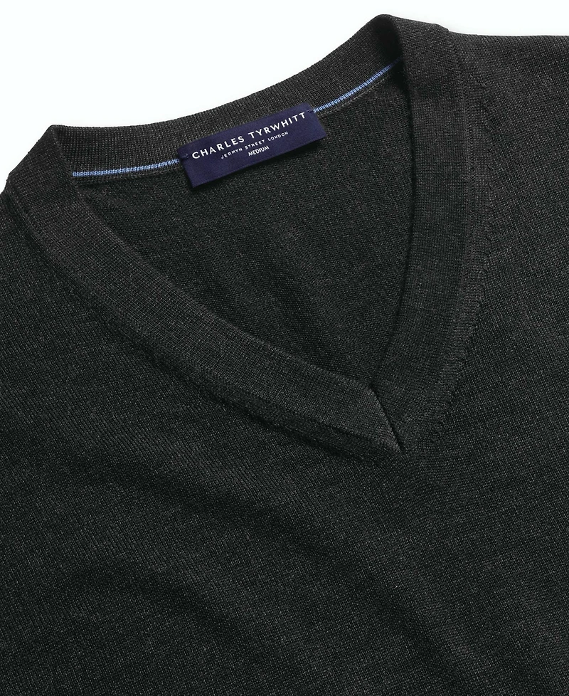 Charles Tyrwhitt Men's V-Neck Regular-Fit Sweater