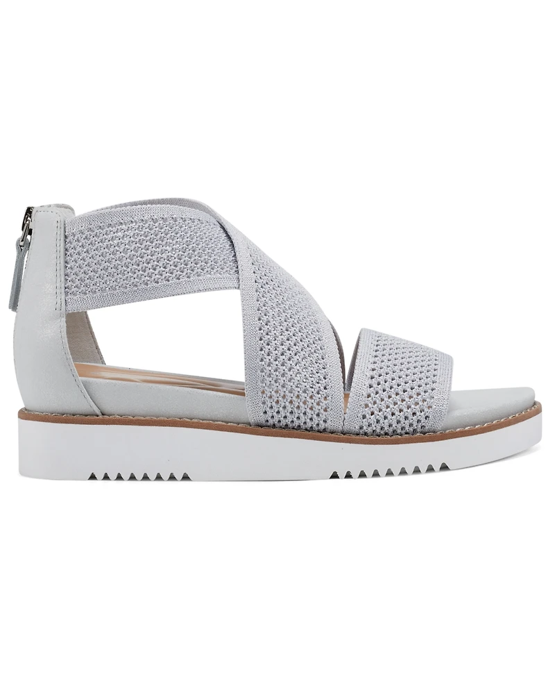 Easy Spirit Women's Wander Lightweight Strappy Sandals
