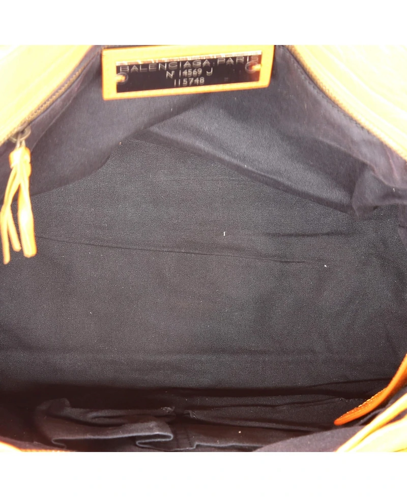 Pre-Owned Balenciaga Medium City Classic Studs Bag Leather