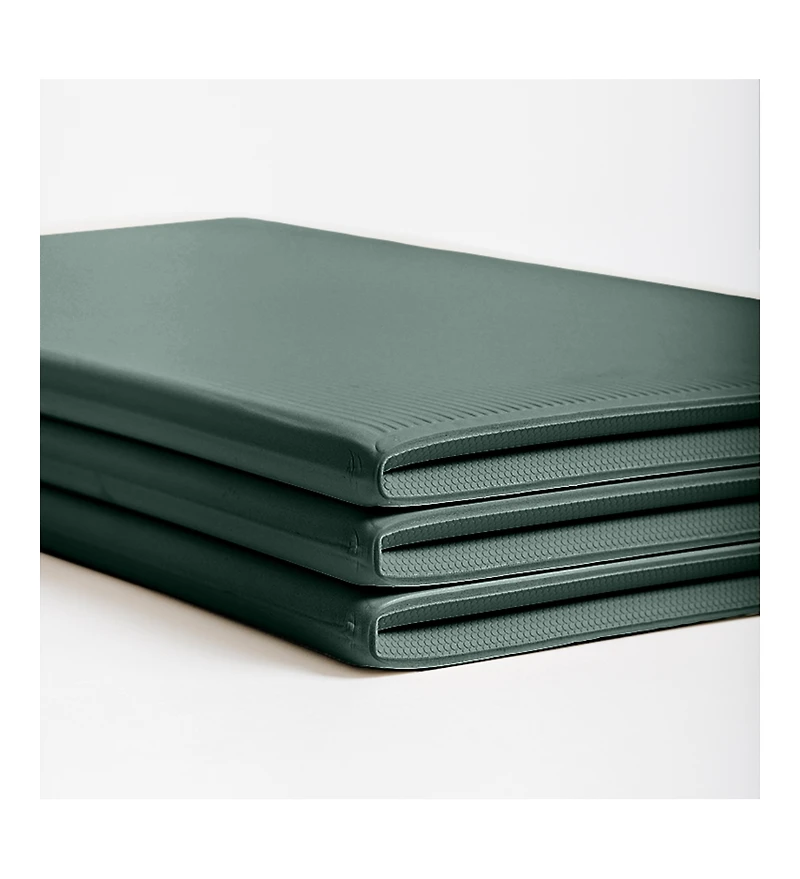 Stakt The Only 2-in-1 Fitness Mat That Transforms With Your Workout