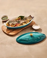 Le Creuset Stoneware Heritage 1.7-Quart Fish Baker with Cover