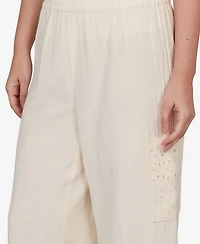 Ruby Rd. Petite Gauze Eyelet Cargo Pull On Capri