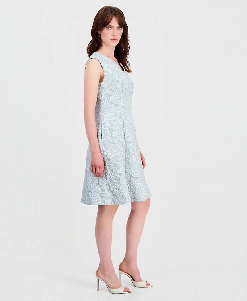 Connected Women's Floral-Jacquard Notch-Neck Dress