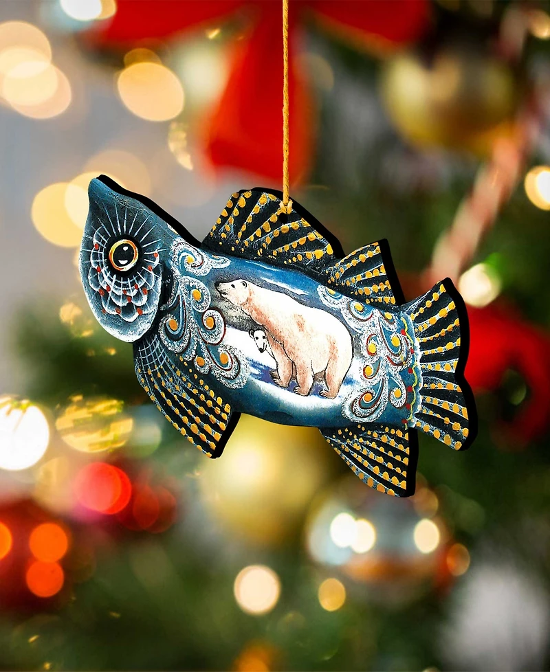 Designocracy Frosty Fish Wooden Christmas Ornament Set of 2