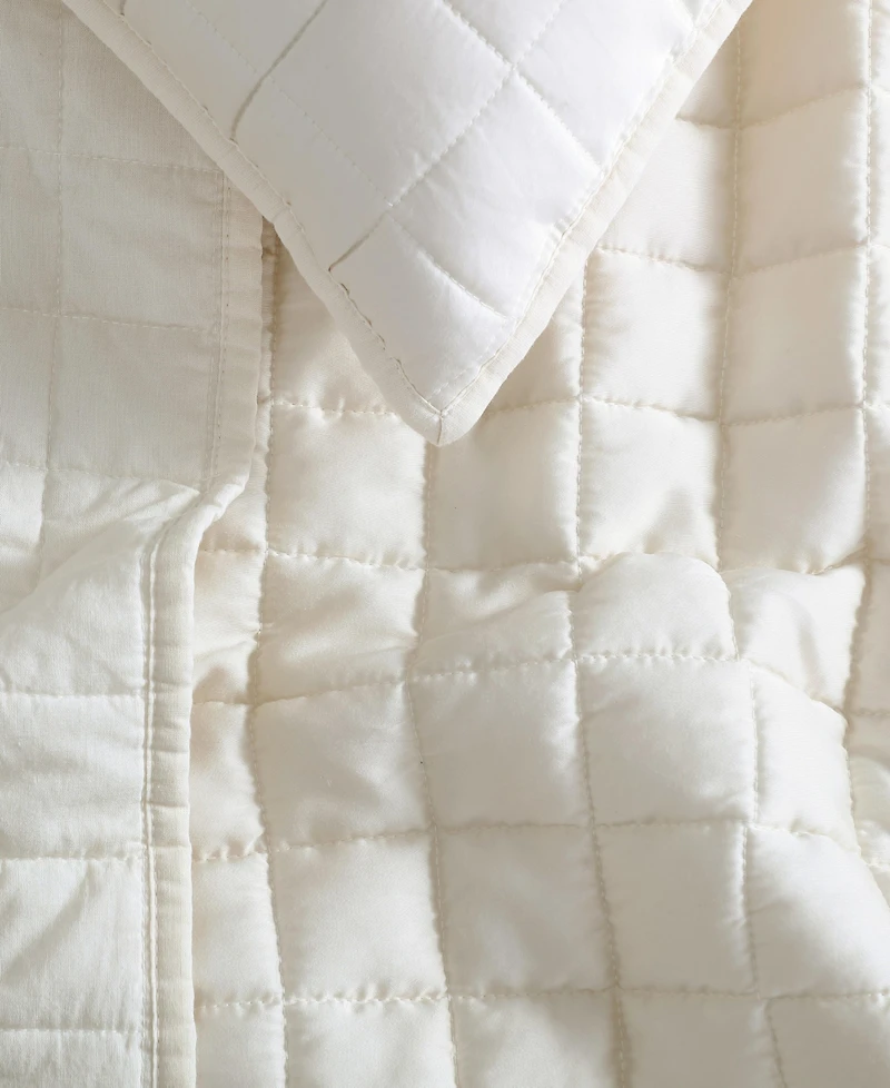 Calvin Klein Signature Solid 3-Pc. Quilt Set