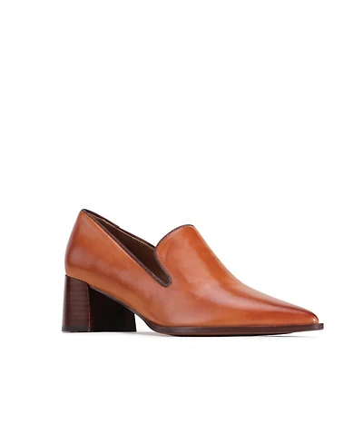 Eos Footwear Women's Aurielia Loafer