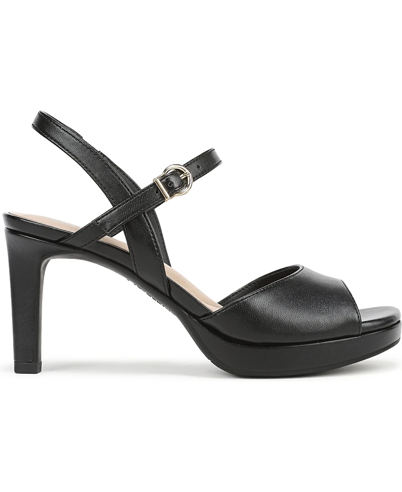 LifeStride Women's Gwendolyn Strappy Sandals