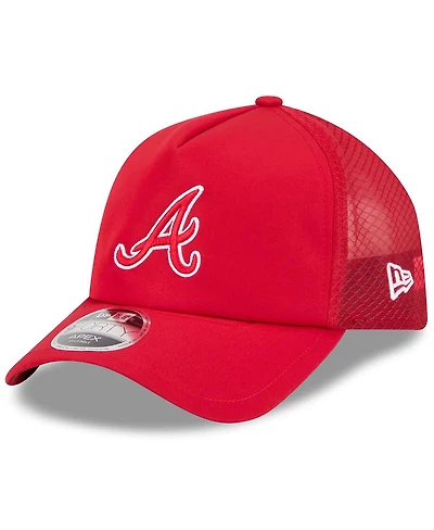 New Era Men's Atlanta Braves 2026 Batting Practice Apex 9FORTY Adjustable Trucker Hat