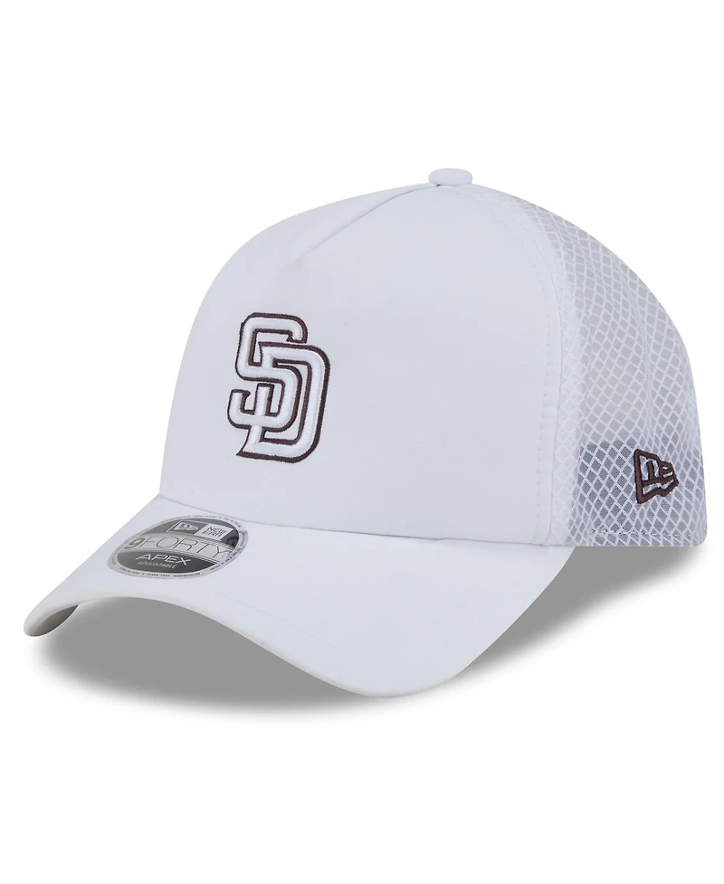 New Era Men's White San Diego Padres 2026 Batting Practice Apex 9FORTY Adjustable Trucker Hat