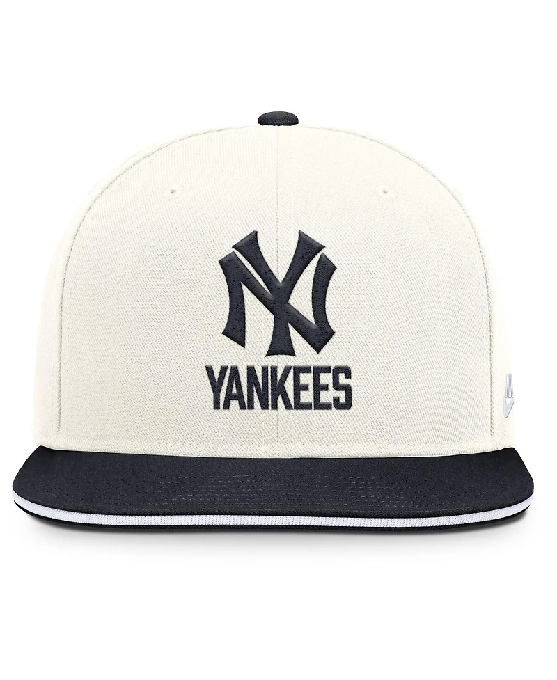 Nike Men's Cream/Navy New York Yankees Cooperstown Pro Dri-fit Snapback Hat
