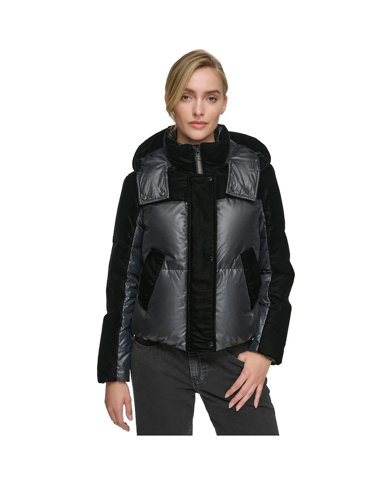 Women's Vega Mixed Media Short Down Coat
