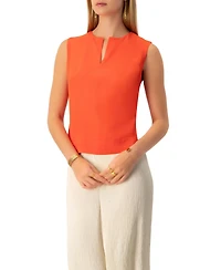 Ivonne Women's Sleeveless Short Top