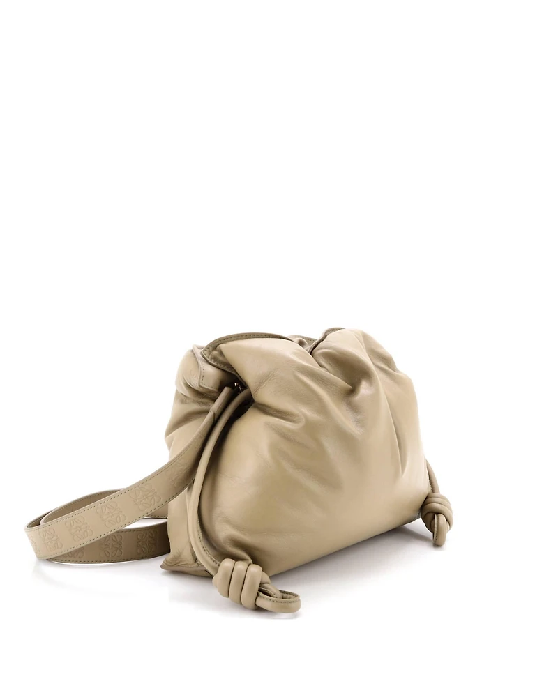 Pre-Owned Loewe Medium Flamenco Knot Clutch Leather