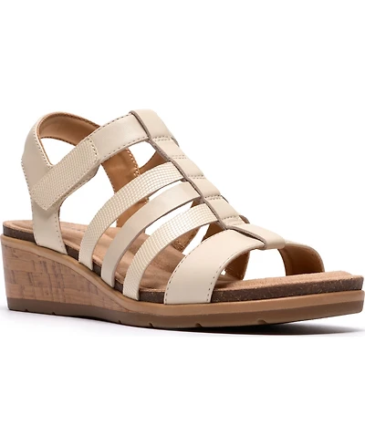 Clarks Women's Kacha Step Round Toe Sandals