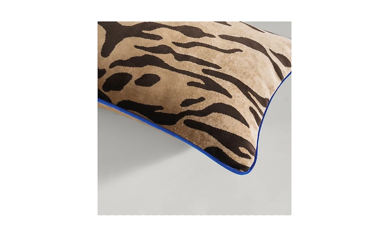 Bronze Tiger Lumbar 12" X 20" - Blue Piping