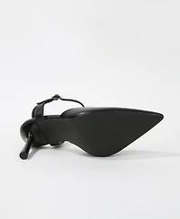 Berness Cesia Ii Ankle Strap D'Orsay Pumps