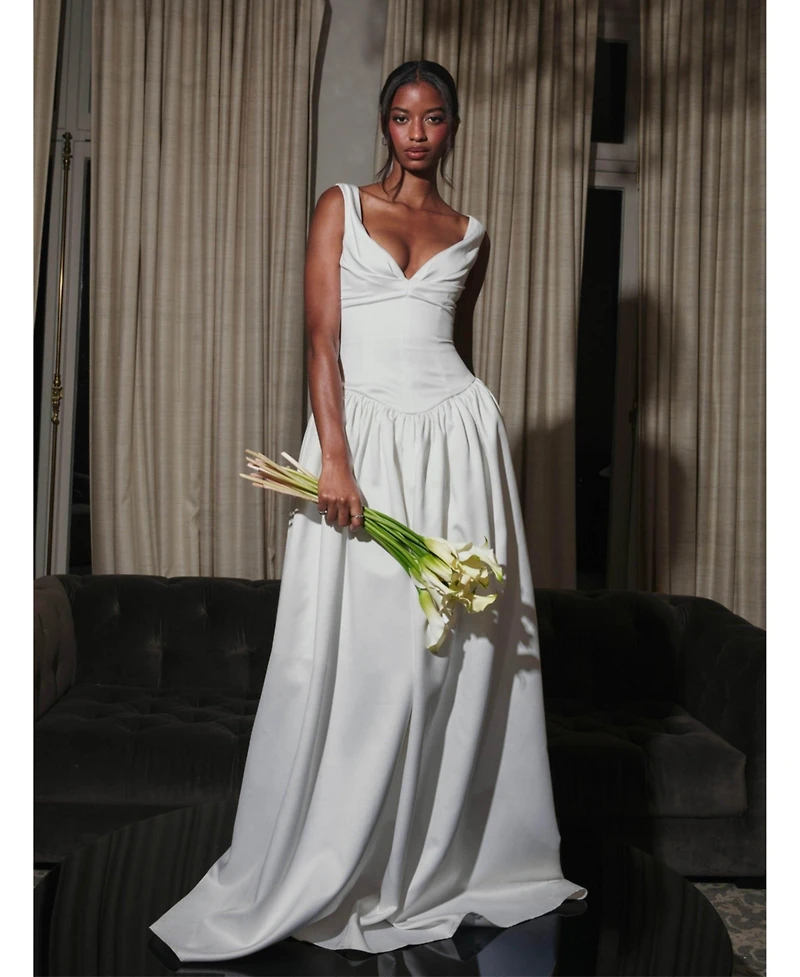 Miss Circle Women's Siena Sweetheart Wedding Gown