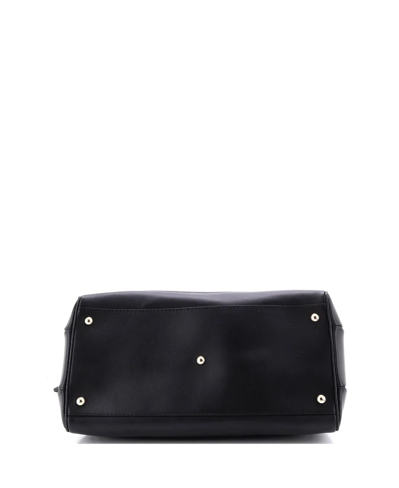 Pre-Owned Gucci Bold Bamboo Top Handle Bag Leather