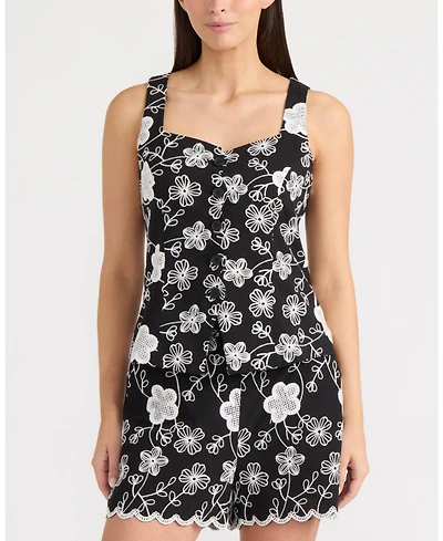 Ellen Tracy Women's Embroidered Scallop Vest