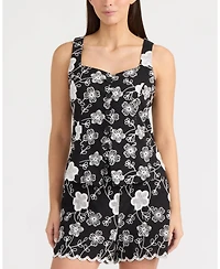 Ellen Tracy Women's Embroidered Scallop Vest