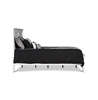 New Classic Furniture Tamarack Contemporary Solid Wood Bed