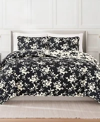 Nine West Silhouette Floral Quilt Set