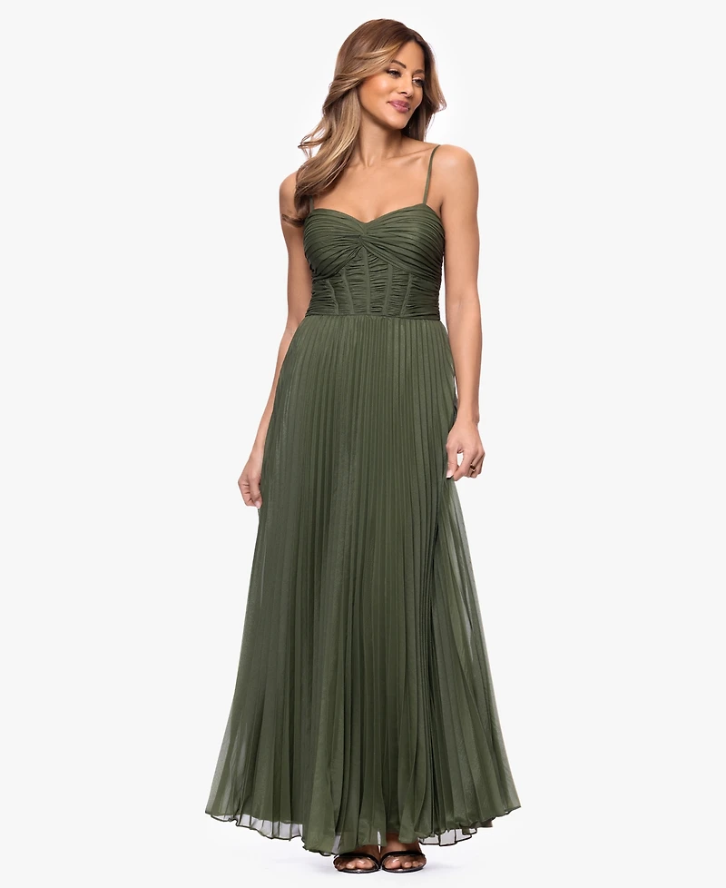 Xscape Women's Sleeveless Sweetheart Neck Gown