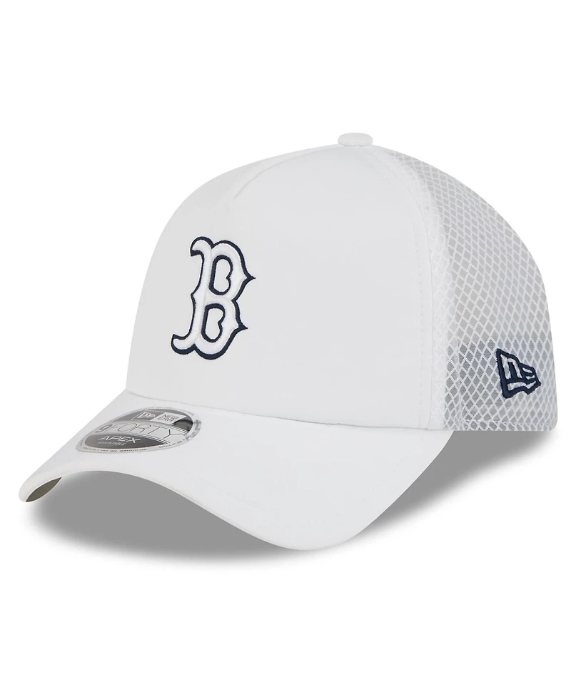 New Era Men's White Boston Red Sox 2026 Batting Practice Apex 9FORTY Adjustable Trucker Hat