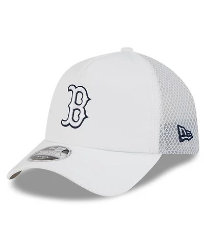 New Era Men's White Boston Red Sox 2026 Batting Practice Apex 9FORTY Adjustable Trucker Hat