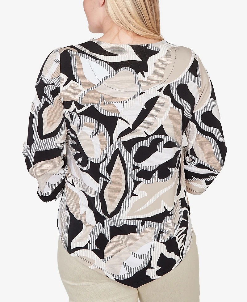 Alfred Dunner Petite Detail Driven Texture Leaves Pointed Hem Top with Necklace