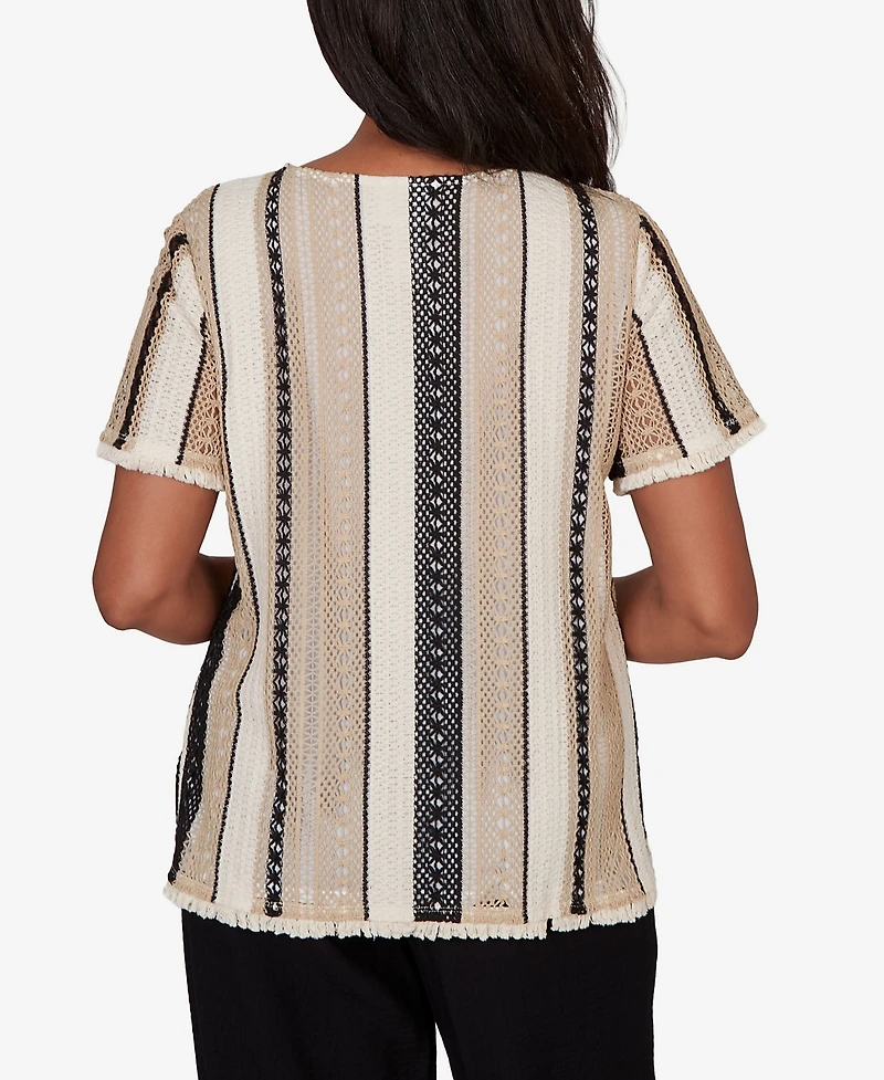 Alfred Dunner Petite Detail Driven Textured Spliced Crewneck T-Shirt with Necklace