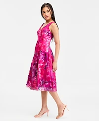 Eliza J Women's Sleeveless V-Neck Dress