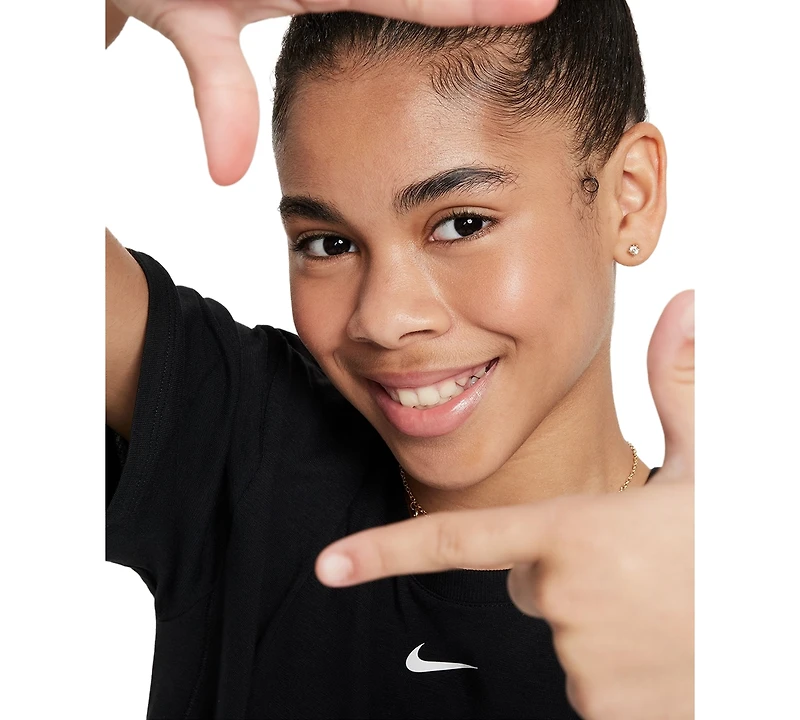 Nike Girls' 7-16 One Relaxed Dri-Fit Short-Sleeve T-Shirt