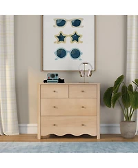 Max and Lily Sutton 4 Drawer Dresser