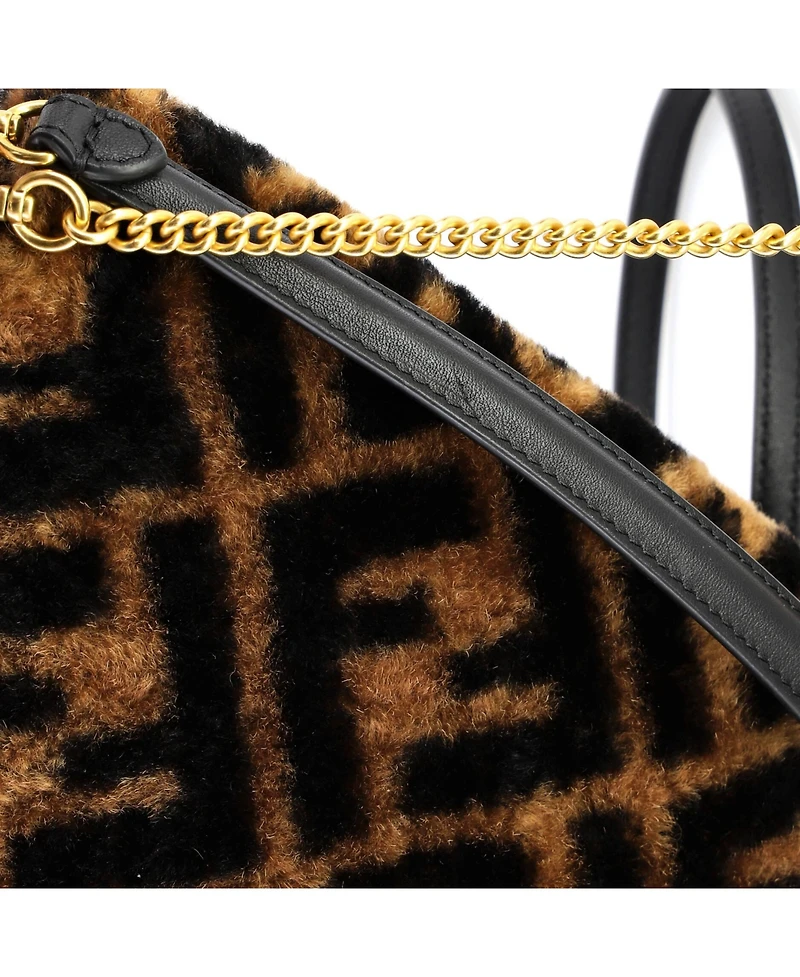 Pre-Owned Fendi Mini Baguette Nm Bag Zucca Shearling