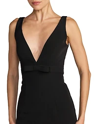 Mac Duggal Petite Crepe Sleeveless V Neck Sheath Gown With Bow
